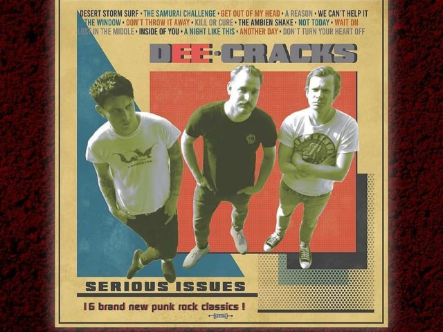 DeeCRACKS SERIOUS ISSUES DISPONIBLE EN STREAMING!